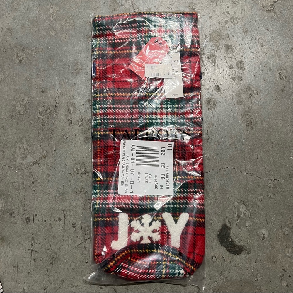 Talbots JOY Snowflake Plaid Wine Bottle Fabric gift bag New and sealed